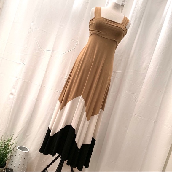 Convertible Maxi Skirt/Suspender Dress - Picture 5 of 6